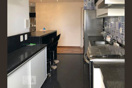 Apartamento à venda com 91m², 2 quartos e 2 vagasCozinha