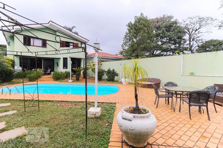 Casa à venda com 350m², 4 quartos e 5 vagasPiscina