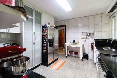 Casa à venda com 350m², 4 quartos e 5 vagasCozinha