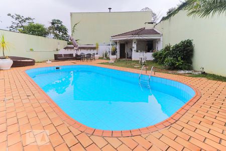 Casa à venda com 350m², 4 quartos e 5 vagasPiscina