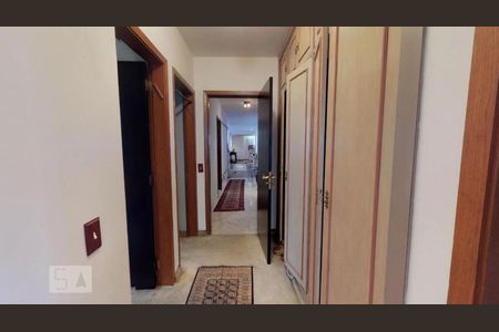 Apartamento para alugar com 250m², 4 quartos e 2 vagasCorredor