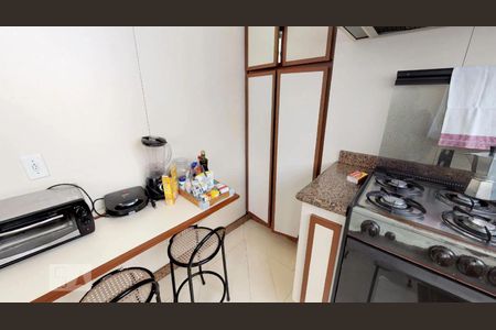 Apartamento para alugar com 250m², 4 quartos e 2 vagasCozinha