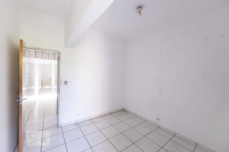 Quarto 2 de casa para alugar com 2 quartos, 100m² em Vila São Geraldo, São Paulo