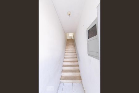 Entrada de casa para alugar com 2 quartos, 100m² em Vila São Geraldo, São Paulo