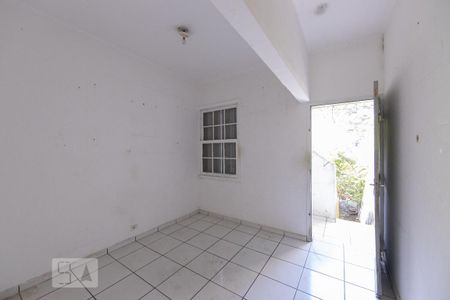 Quarto 2 de casa para alugar com 2 quartos, 100m² em Vila São Geraldo, São Paulo