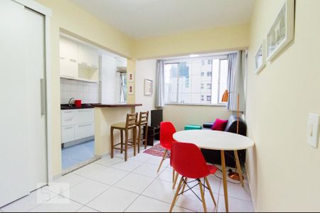 Sala de apartamento para alugar com 1 quarto, 37m² em Bela Vista, São Paulo