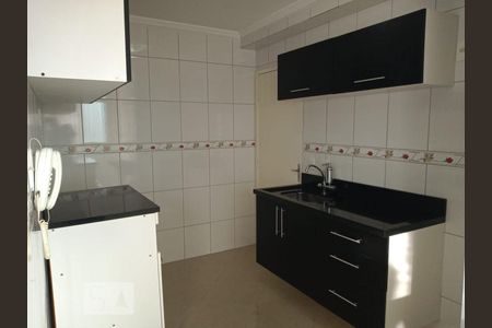Cozinha de apartamento para alugar com 2 quartos, 49m² em Água Branca, São Paulo