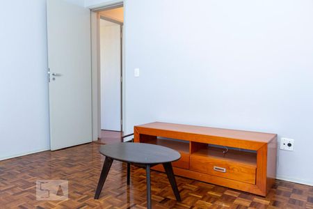 Sala de apartamento para alugar com 3 quartos, 75m² em Aclimação, São Paulo