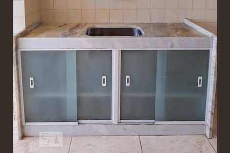 Apartamento à venda com 90m², 2 quartos e 1 vagaCozinha - Armários