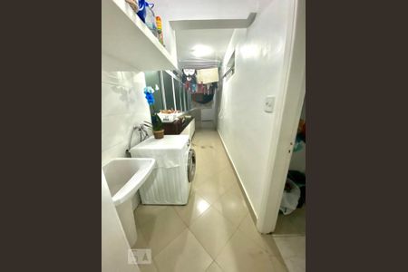 Apartamento à venda com 230m², 3 quartos e 2 vagasÁrea de serviço