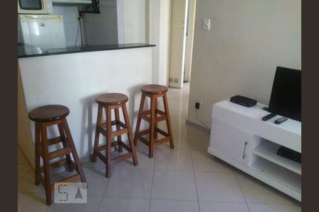 Sala de apartamento para alugar com 2 quartos, 40m² em Copacabana, Rio de Janeiro
