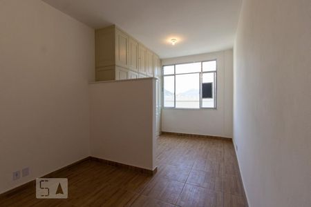 Studio à venda com 45m², 1 quarto e sem vagaSala