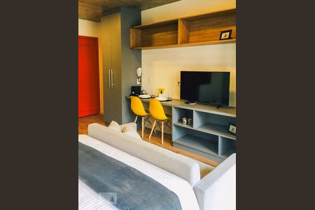 Apartamento para alugar com 28m², 1 quarto e sem vaga Apartamento para alugar com 28m², 1 quarto e sem vagaSala