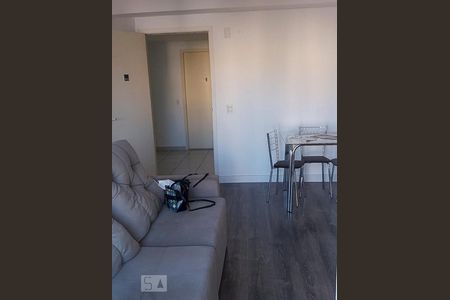 Apartamento à venda com 71m², 2 quartos e 1 vagaSala