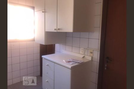 Apartamento à venda com 205m², 3 quartos e 4 vagas Apartamento à venda com 205m², 3 quartos e 4 vagasDetalhe