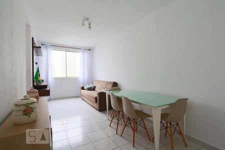 Sala de apartamento para alugar com 2 quartos, 65m² em Jacarepaguá, Rio de Janeiro