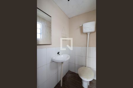 Casa à venda com 180m², 5 quartos e 2 vagas Casa à venda com 180m², 5 quartos e 2 vagasLavabo