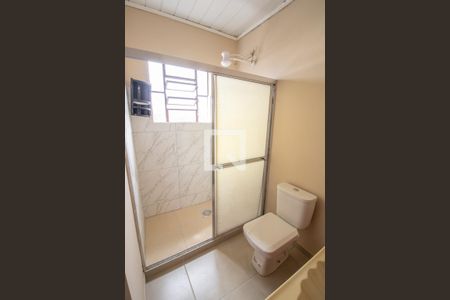 Casa à venda com 180m², 5 quartos e 2 vagas Casa à venda com 180m², 5 quartos e 2 vagasBanheiro 2