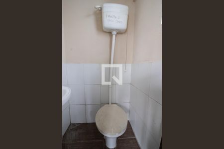 Casa à venda com 180m², 5 quartos e 2 vagas Casa à venda com 180m², 5 quartos e 2 vagasLavabo