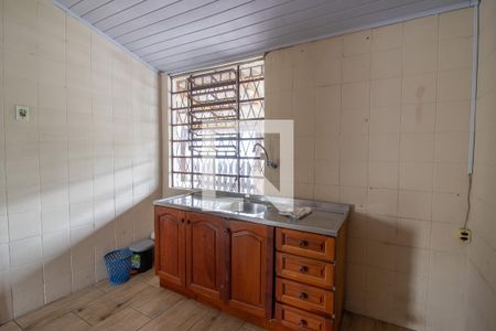 Casa à venda com 180m², 5 quartos e 2 vagas Casa à venda com 180m², 5 quartos e 2 vagasCozinha