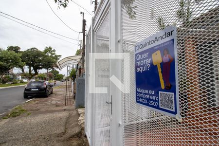 Casa à venda com 180m², 5 quartos e 2 vagas Casa à venda com 180m², 5 quartos e 2 vagasPlaquinha