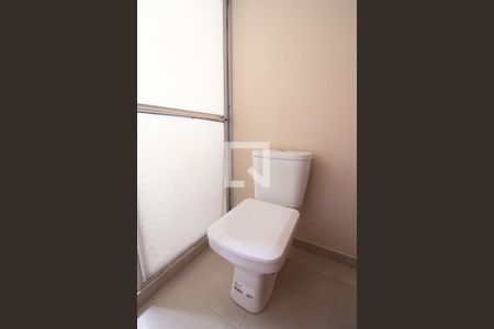 Casa à venda com 180m², 5 quartos e 2 vagas Casa à venda com 180m², 5 quartos e 2 vagasBanheiro 2