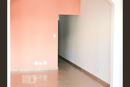 Sala  de casa à venda com 2 quartos, 150m² em Indianópolis, São Paulo