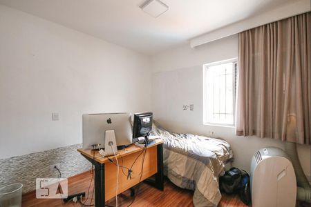 Casa à venda com 4 quartos, 400m² em Ipiranga, São Paulo