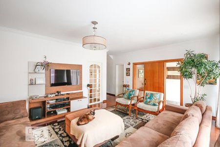 Casa à venda com 4 quartos, 400m² em Ipiranga, São Paulo