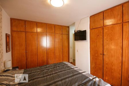 Casa à venda com 4 quartos, 400m² em Ipiranga, São Paulo