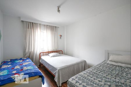 Casa à venda com 4 quartos, 400m² em Ipiranga, São Paulo