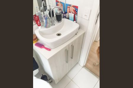 Banheiro de apartamento à venda com 2 quartos, 43m² em Brás, São Paulo