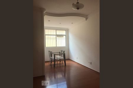 Apartamento para alugar com 73m², 2 quartos e 1 vagaSala