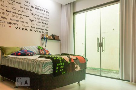 Suíte 1 de casa à venda com 4 quartos, 470m² em Buritis, Belo Horizonte