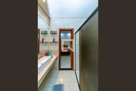 Casa para alugar com 470m², 3 quartos e 5 vagas Casa para alugar com 470m², 3 quartos e 5 vagasBanheiro suíte 2