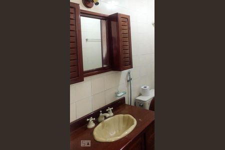 Banheiro  de apartamento para alugar com 3 quartos, 75m² em Vila Gomes Cardim, São Paulo