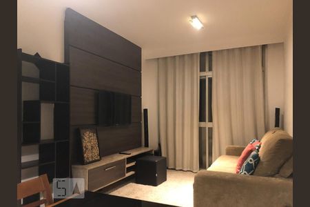 Sala de Estar de apartamento para alugar com 3 quartos, 82m² em Alphaville, Santana de Parnaíba
