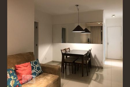 Sala de Estar de apartamento para alugar com 3 quartos, 82m² em Alphaville, Santana de Parnaíba