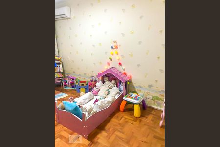 Apartamento à venda com 224m², 4 quartos e 2 vagasSuíte 2