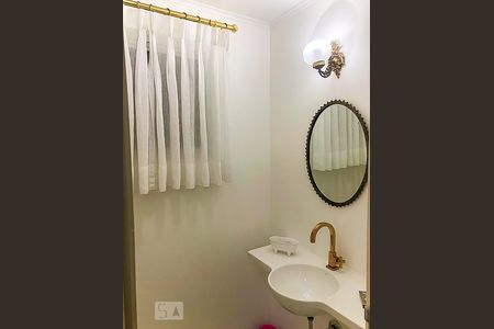 Apartamento à venda com 224m², 4 quartos e 2 vagasLavabo