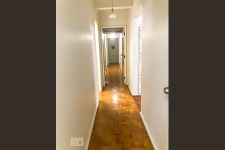 Apartamento à venda com 224m², 4 quartos e 2 vagasCorredor