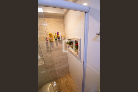 Apartamento para alugar com 67m², 2 quartos e 1 vaga Apartamento para alugar com 67m², 2 quartos e 1 vagaSuíte - Banheiro