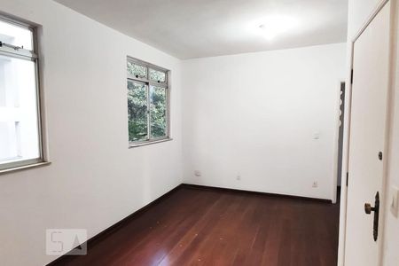 Apartamento à venda com 2 quartos, 75m² em Santo Antônio, Belo Horizonte