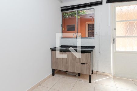 Quarto/Cozinha de kitnet/studio para alugar com 1 quarto, 15m² em Chácara Santo Antônio (zona Sul), São Paulo