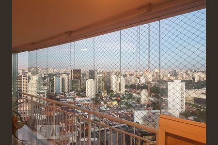 Vista de apartamento à venda com 2 quartos, 80m² em Pinheiros, São Paulo