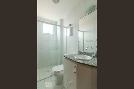 Banheiro de apartamento à venda com 3 quartos, 88m² em Vila Valparaíso, Santo André