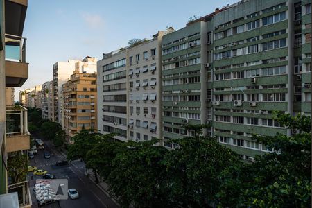 Vista de apartamento à venda com 2 quartos, 85m² em Copacabana, Rio de Janeiro