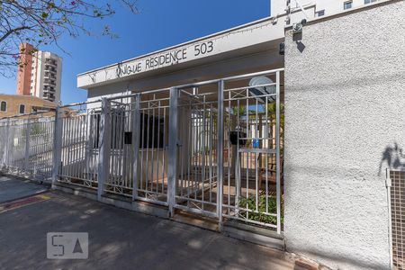 Apartamento para alugar com 65m², 2 quartos e 1 vagaFachada e portaria