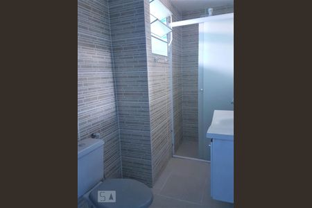 Banheiro de Casa com 3 quartos, 60m² Santana