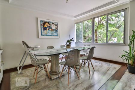 Sala de apartamento à venda com 3 quartos, 210m² em Santa Cecília, São Paulo